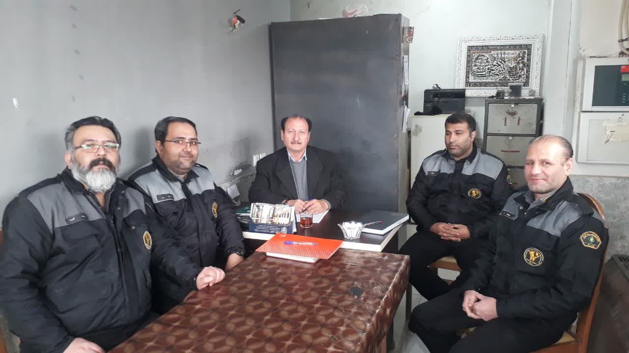 آموزش ضمن خدمت پلیس یاران در مجتمع سرای مرتضوی